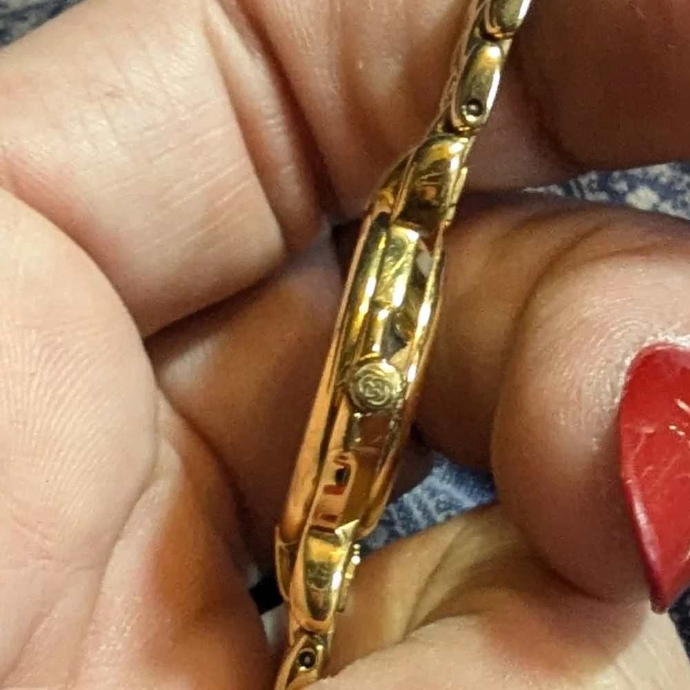 Gucci 3400L Diamond Watch - Picture 5 of 8